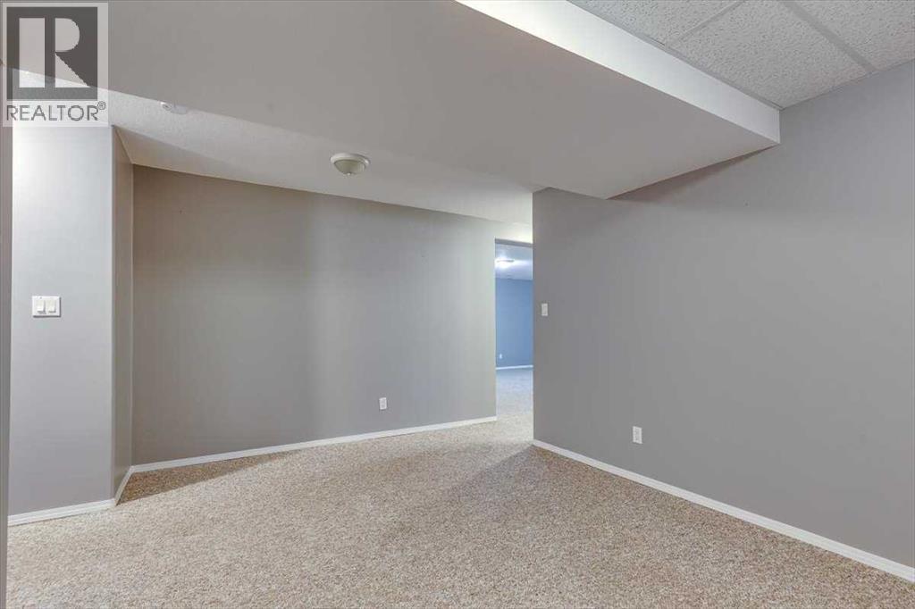 6110 38 Avenue, Stettler, Alberta  T0C 2L1 - Photo 34 - A2286937