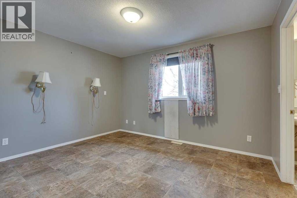 6110 38 Avenue, Stettler, Alberta  T0C 2L1 - Photo 26 - A2286937