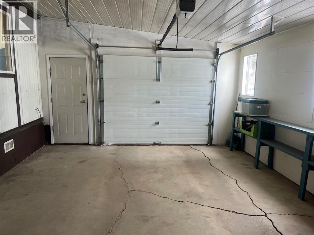 5503 49 Street, Camrose, Alberta  T4V 4J3 - Photo 17 - A2290602