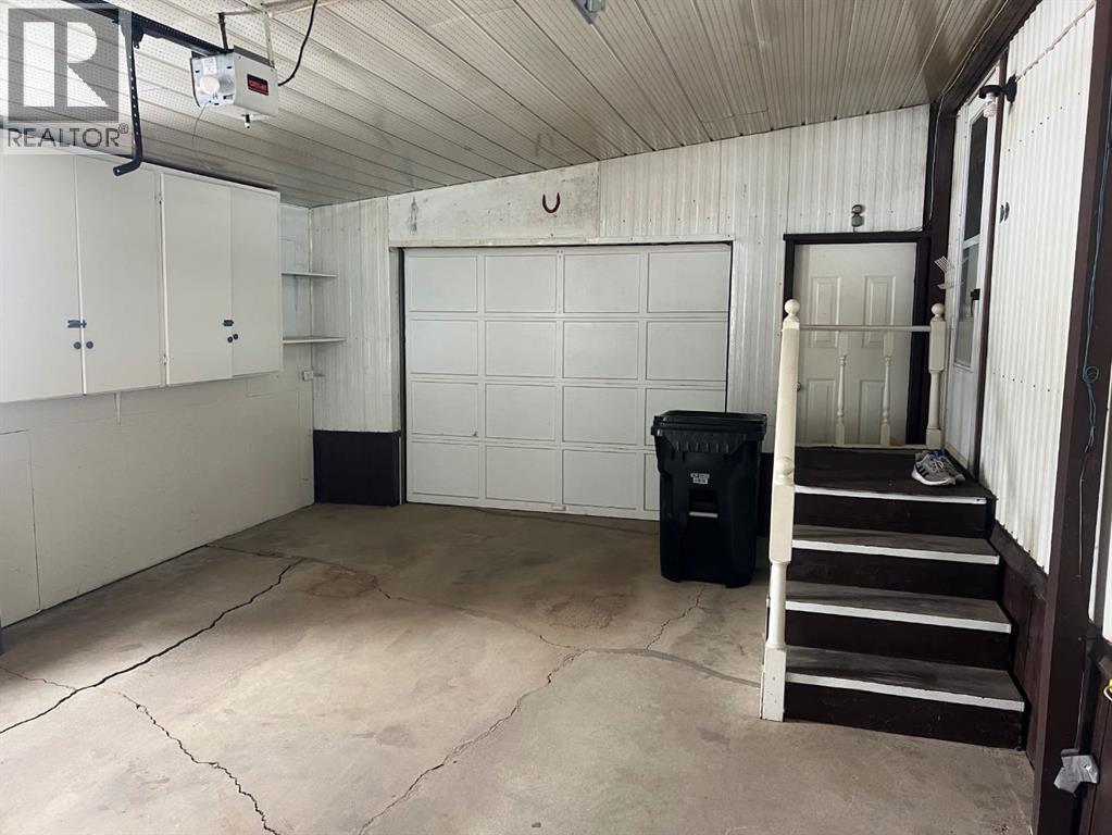 5503 49 Street, Camrose, Alberta  T4V 4J3 - Photo 18 - A2290602