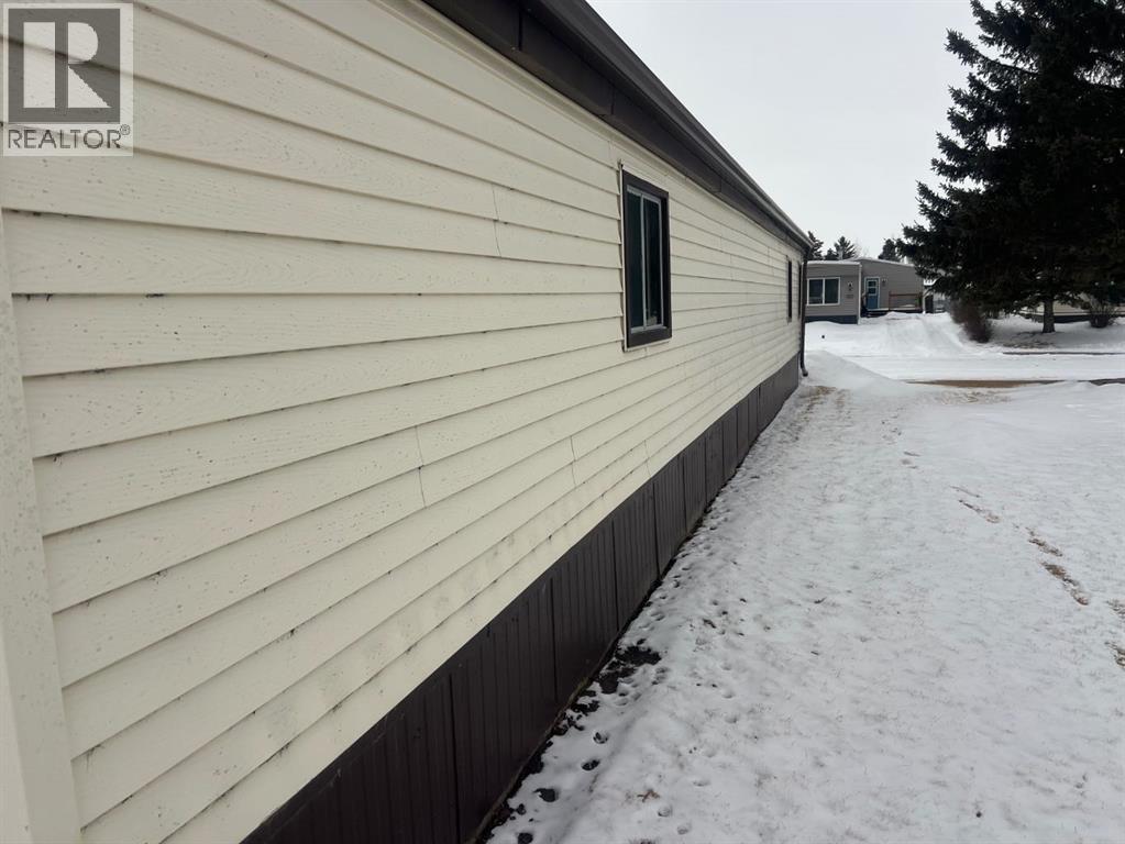 5503 49 Street, Camrose, Alberta  T4V 4J3 - Photo 6 - A2290602