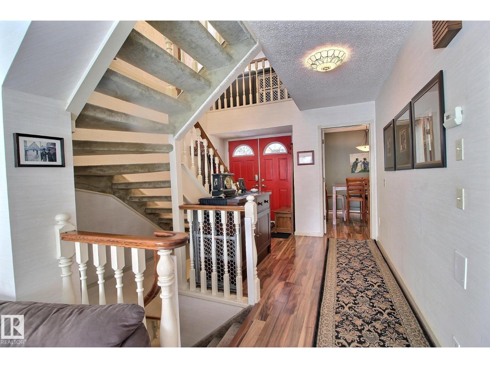 1035 109 St Nw Nw, Edmonton, Alberta  T6J 5G2 - Photo 2 - E4479946