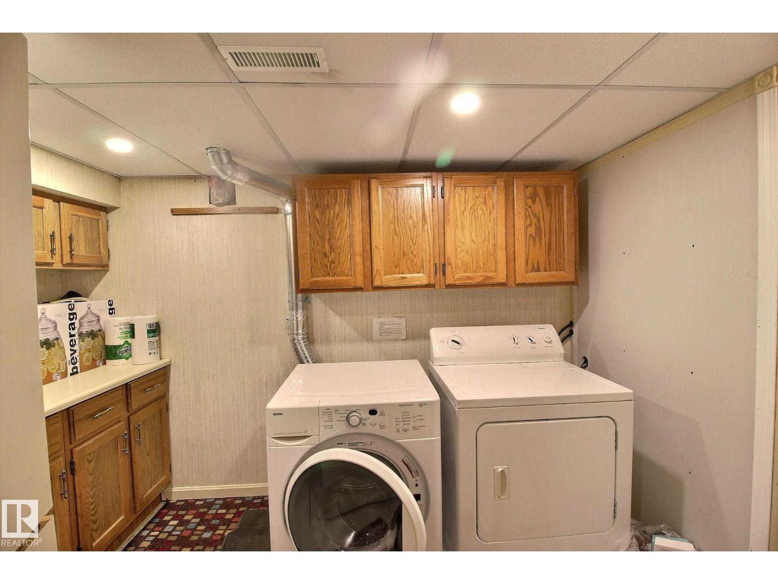 1035 109 St Nw Nw, Edmonton, Alberta  T6J 5G2 - Photo 35 - E4479946