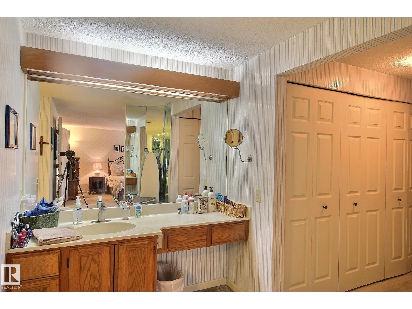 1035 109 St Nw Nw, Edmonton, Alberta  T6J 5G2 - Photo 26 - E4479946