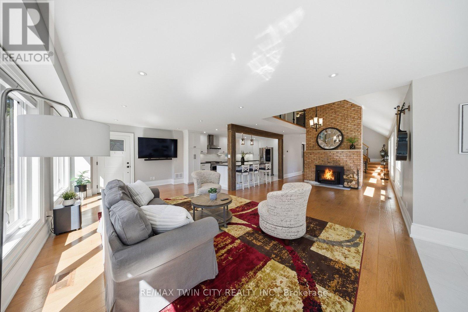 25 Hammond Road, Brant, Ontario  N3T 5L4 - Photo 10 - X12942152