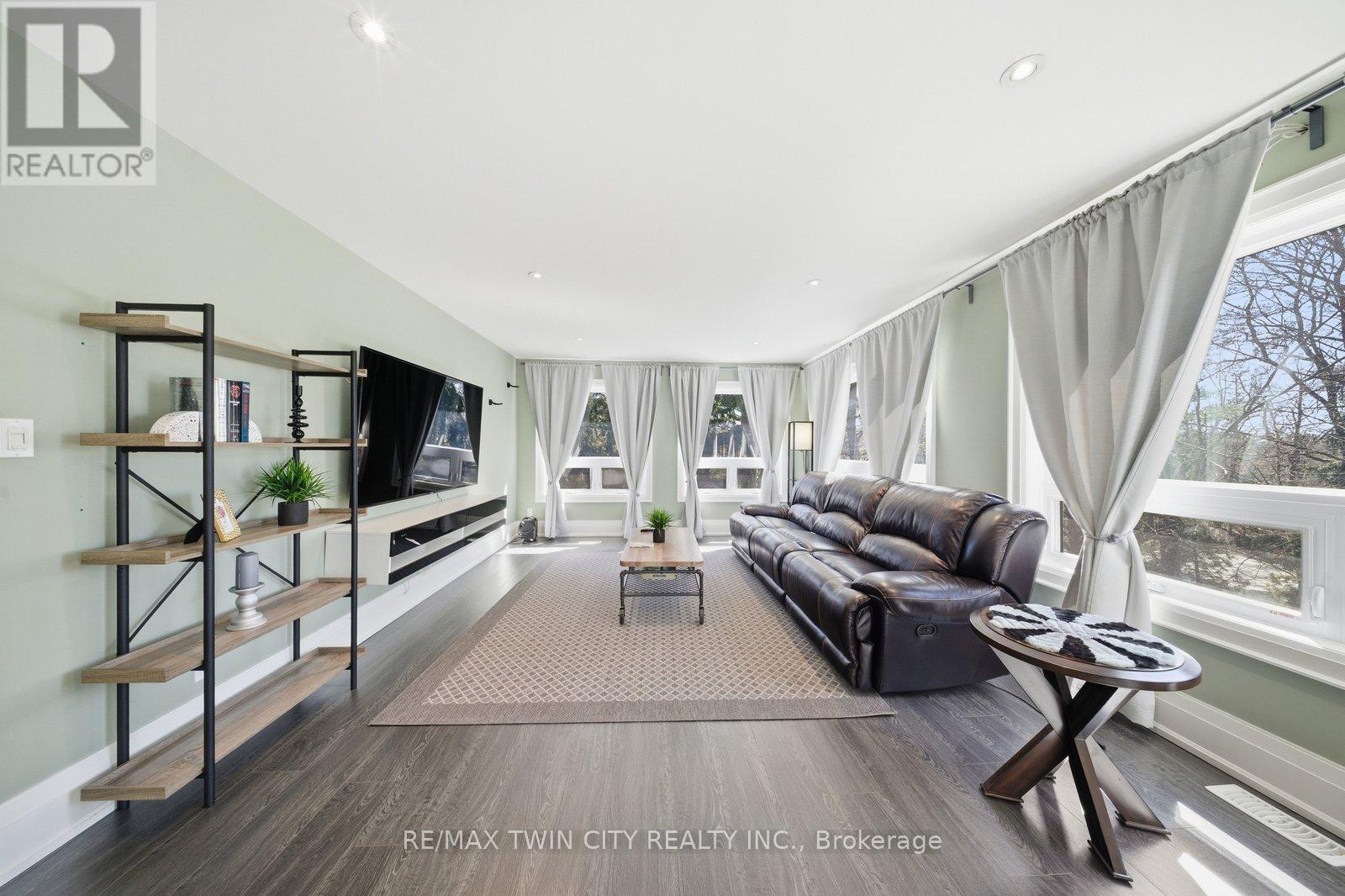 25 Hammond Road, Brant, Ontario  N3T 5L4 - Photo 21 - X12942152