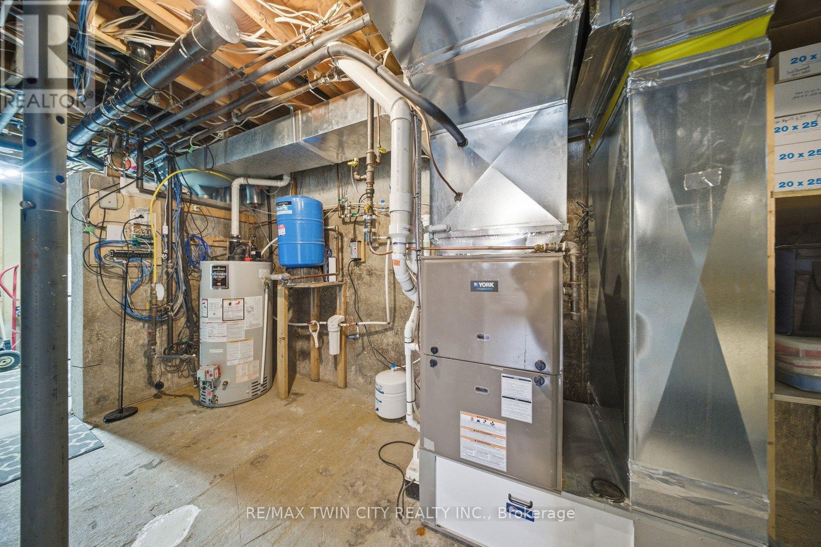 25 Hammond Road, Brant, Ontario  N3T 5L4 - Photo 39 - X12942152