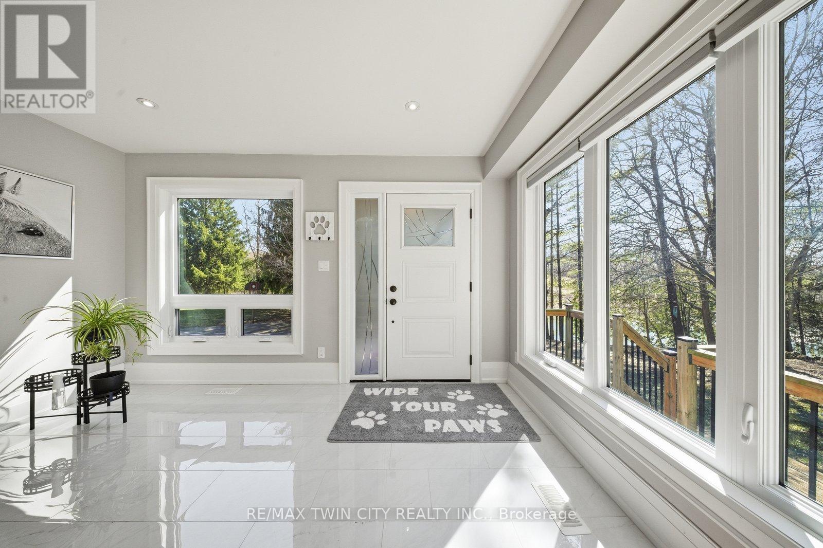 25 Hammond Road, Brant, Ontario  N3T 5L4 - Photo 6 - X12942152