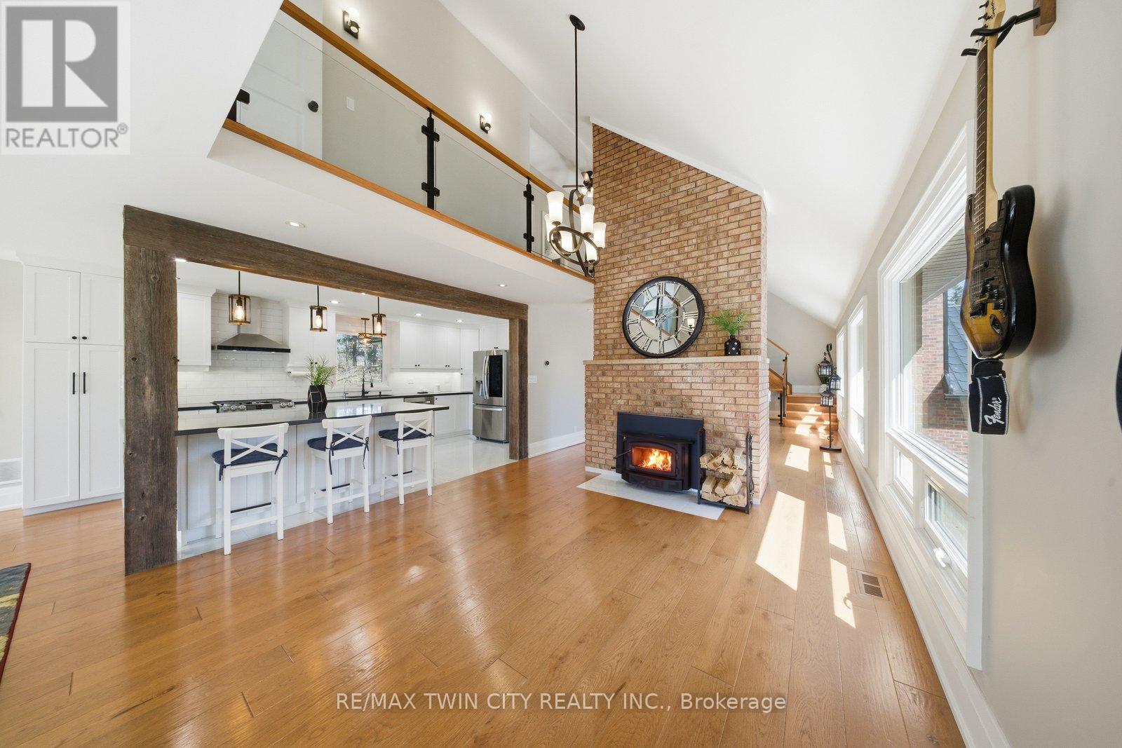 25 Hammond Road, Brant, Ontario  N3T 5L4 - Photo 8 - X12942152