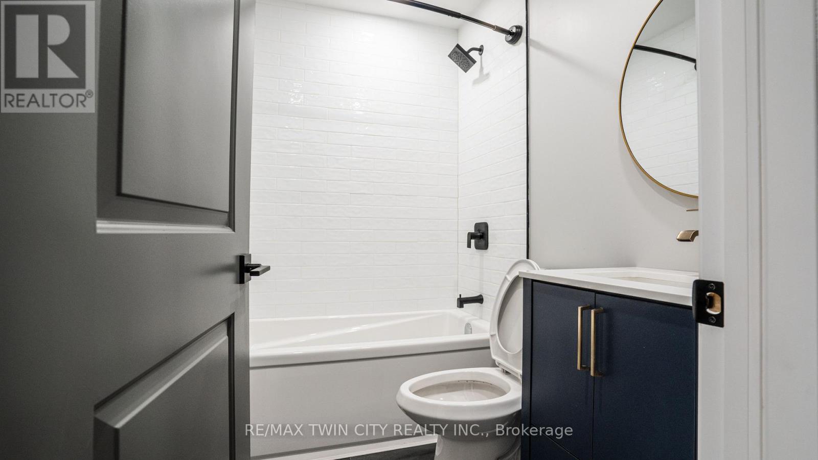 3 - 309 Nelson Street, Brantford, Ontario  N3S 4E2 - Photo 11 - X12942164