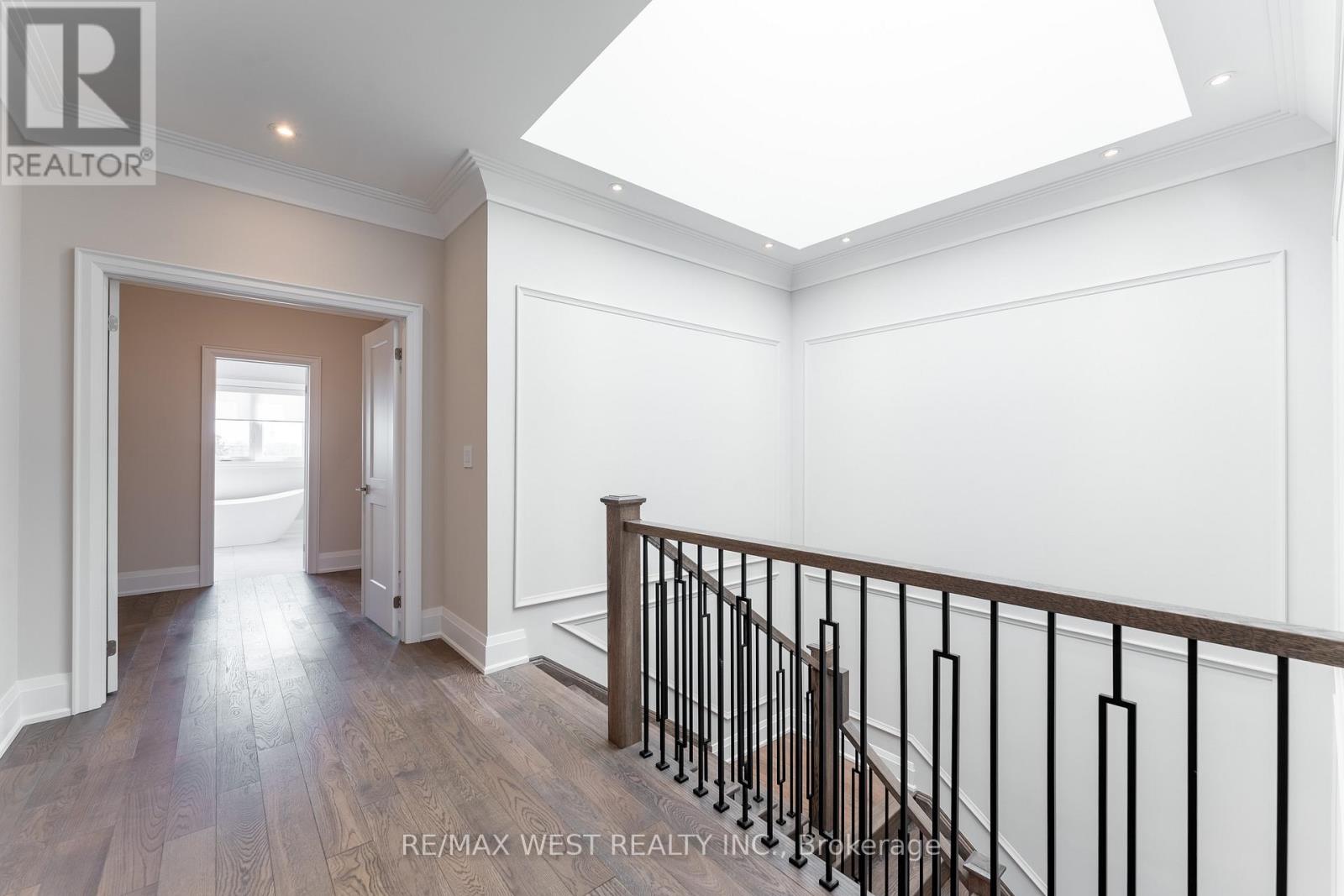 119 Jay Street, Toronto, Ontario M6L 2M3 - Photo 19 - W12937604