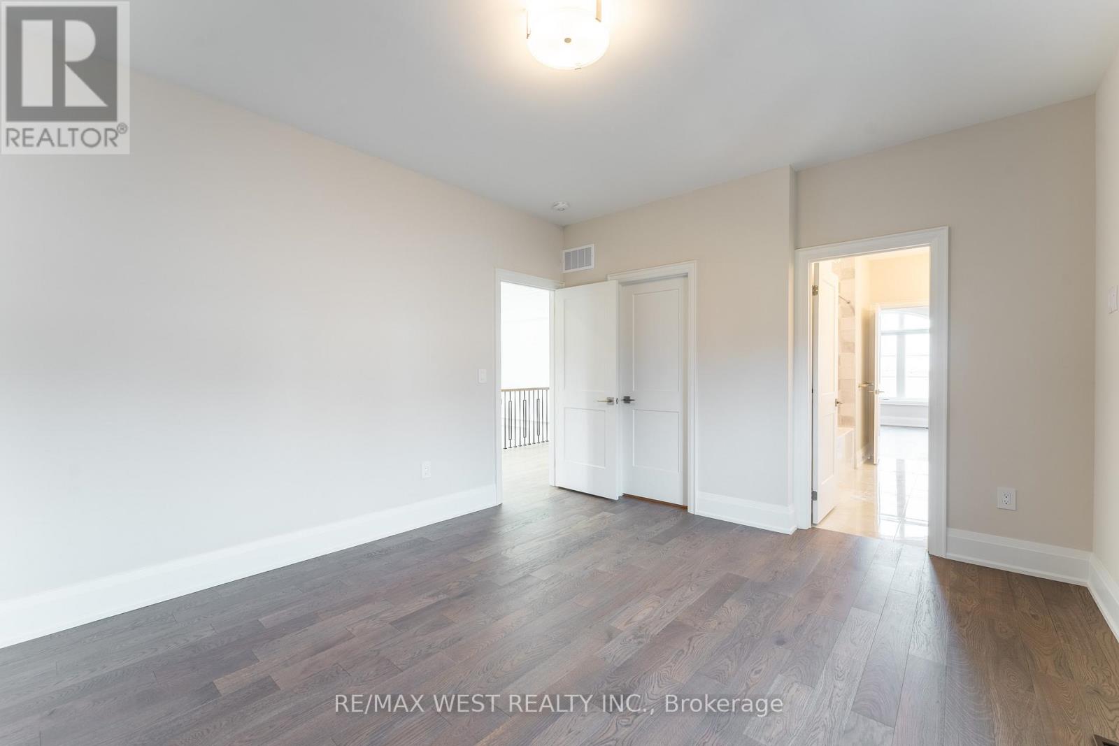 119 Jay Street, Toronto, Ontario M6L 2M3 - Photo 30 - W12937604