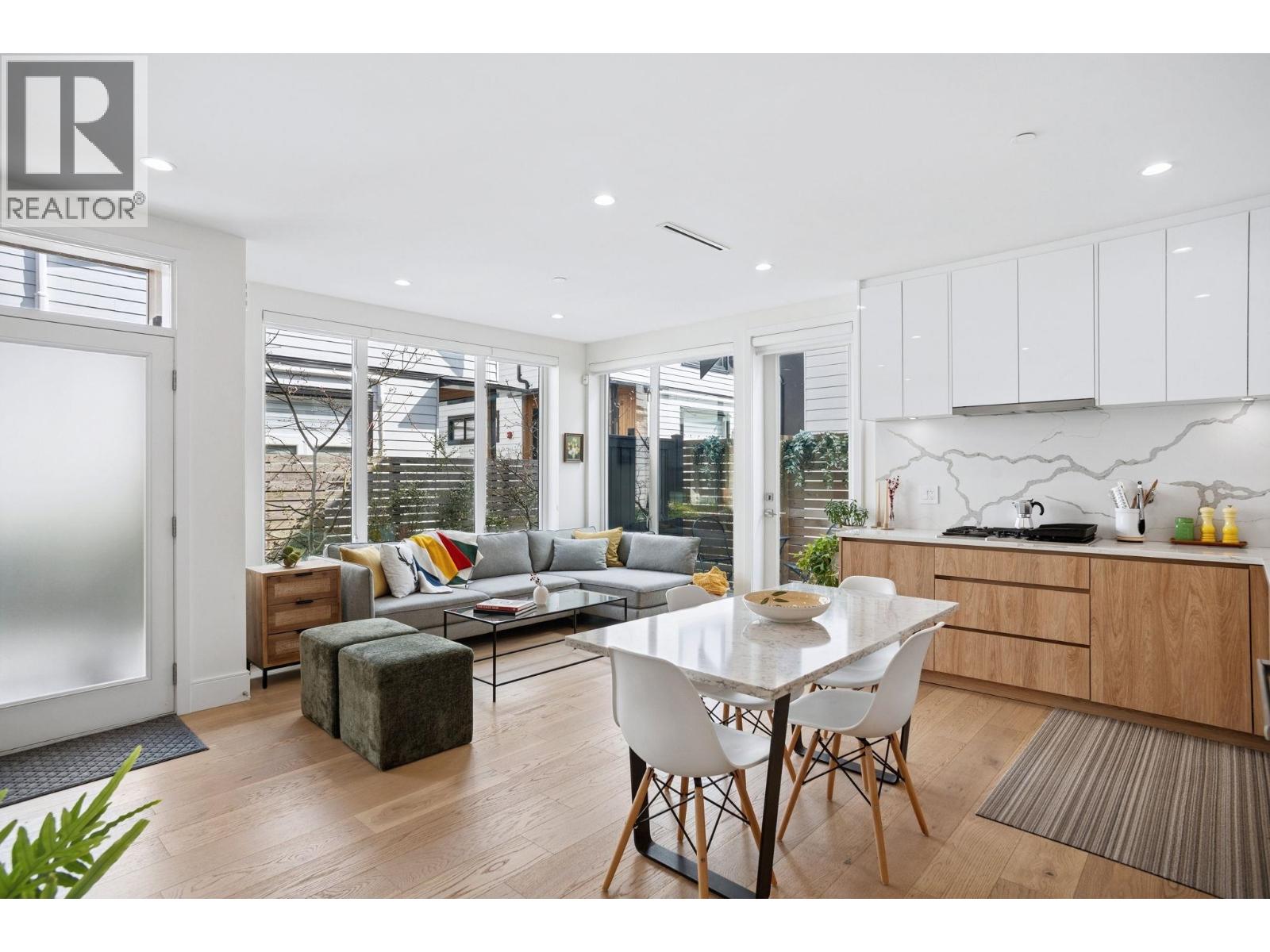 4419 WELWYN STREET, Vancouver, British Columbia