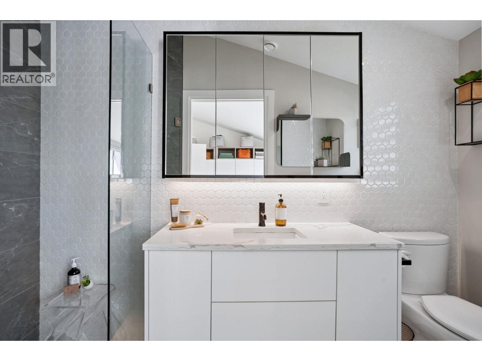 4419 Welwyn Street, Vancouver, British Columbia  V5N 3Z3 - Photo 12 - R3105766