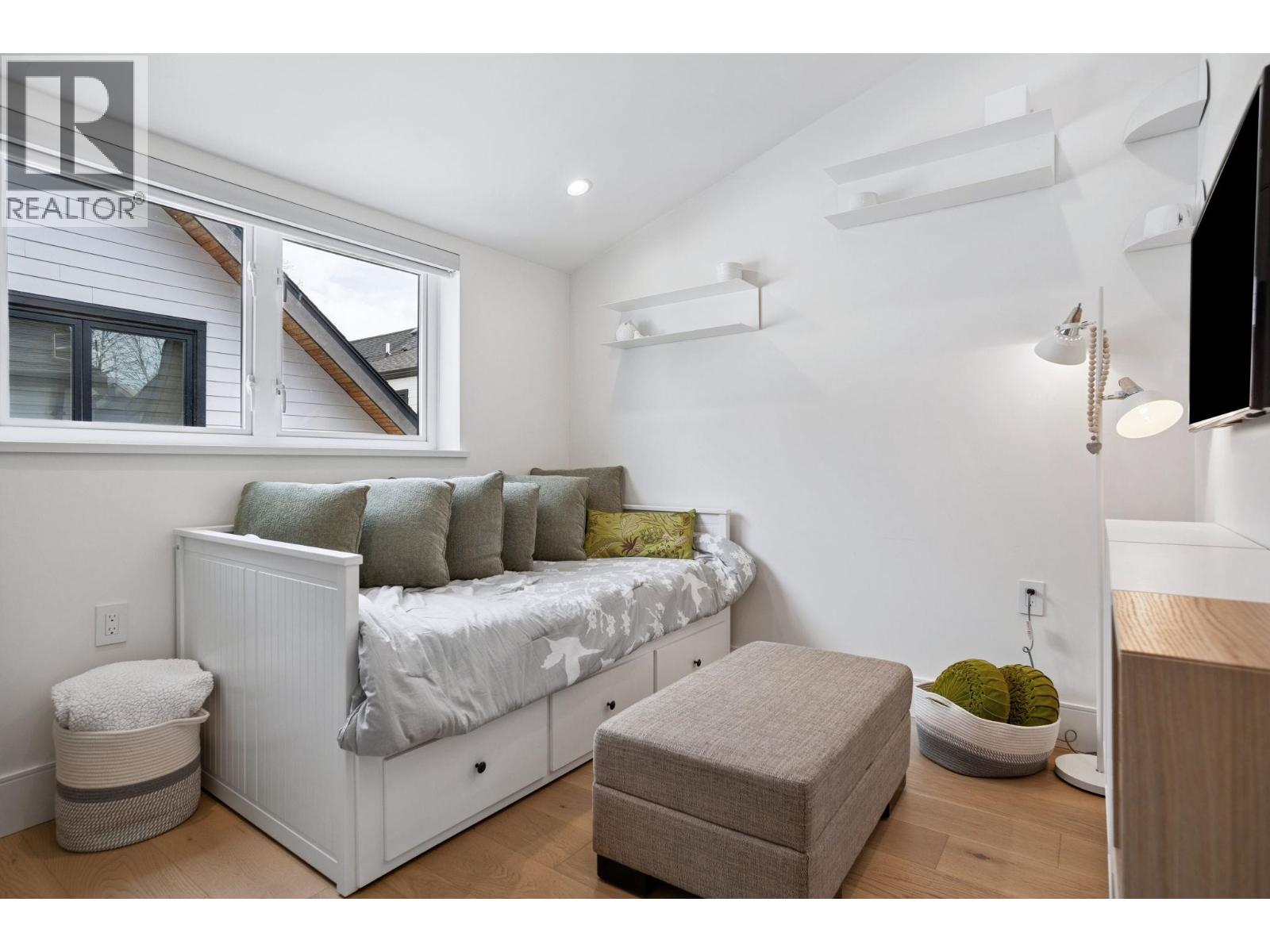 4419 Welwyn Street, Vancouver, British Columbia  V5N 3Z3 - Photo 14 - R3105766