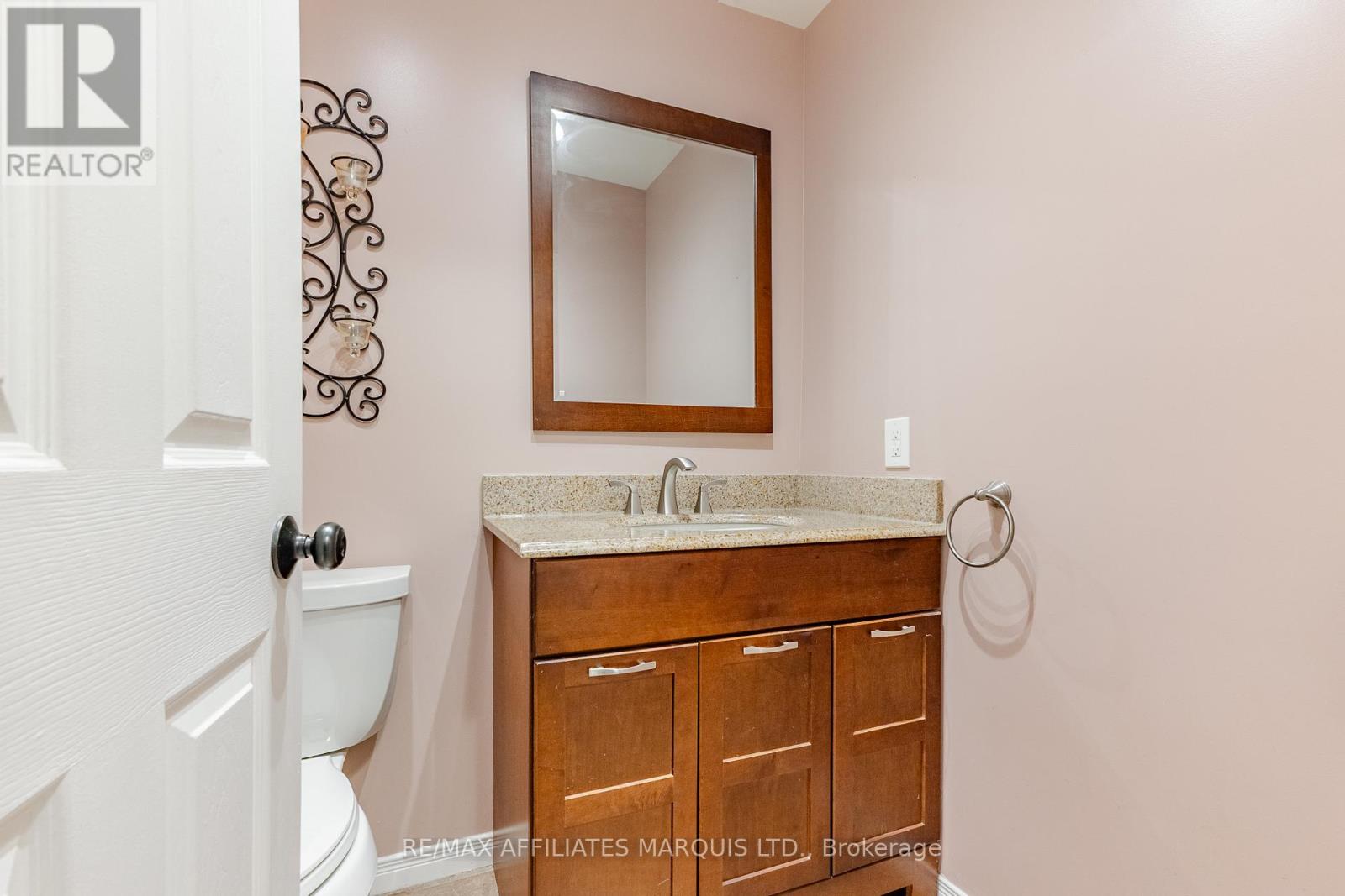 110 Heritage Pl Place, Cornwall, Ontario  K6J 5V5 - Photo 15 - X12942184