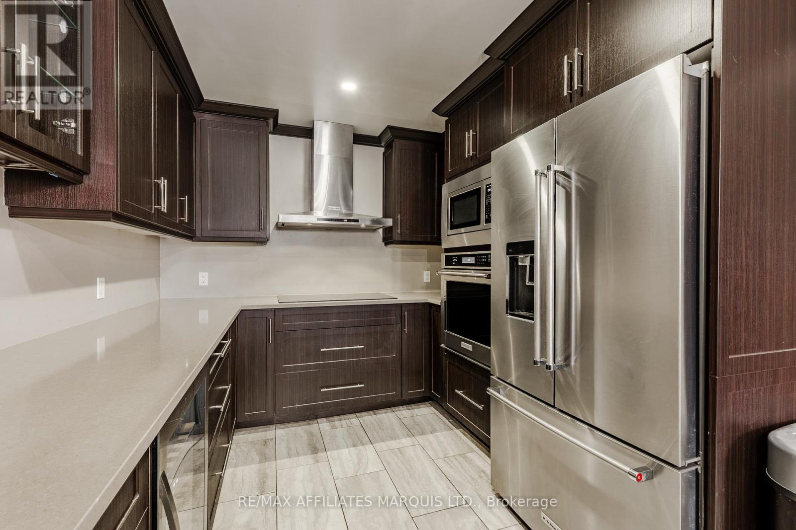 110 Heritage Pl Place, Cornwall, Ontario  K6J 5V5 - Photo 5 - X12942184