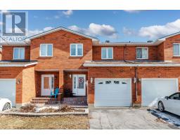 110 HERITAGE PL PLACE, Cornwall, Ontario