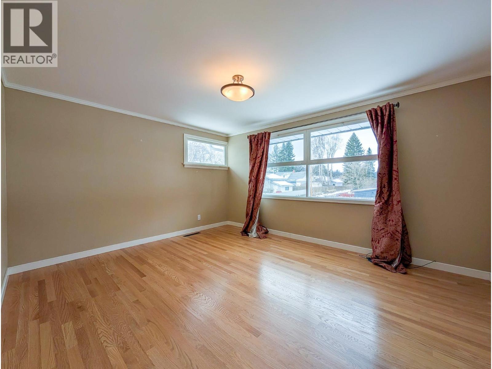 1689 Birch Street, Prince George, British Columbia  V2L 1B3 - Photo 34 - R3095314