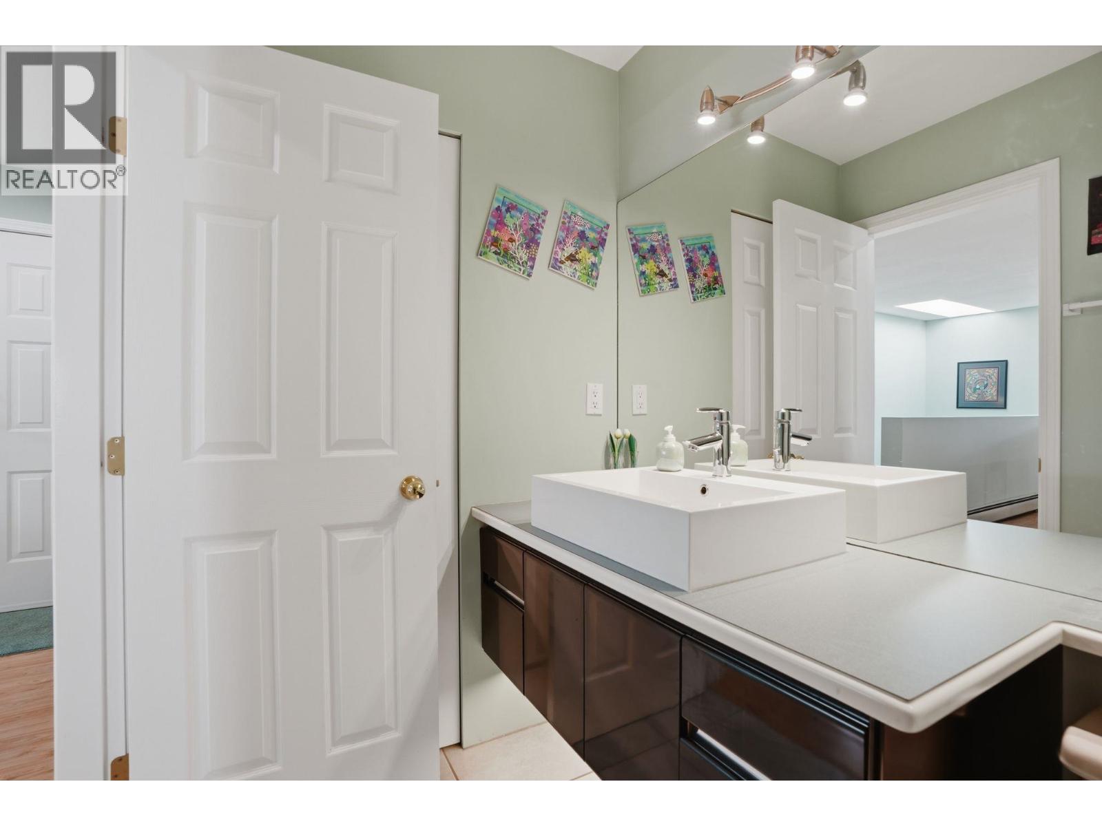 2341 Caledonia Avenue, North Vancouver, British Columbia  V7G 1T8 - Photo 18 - R3105668