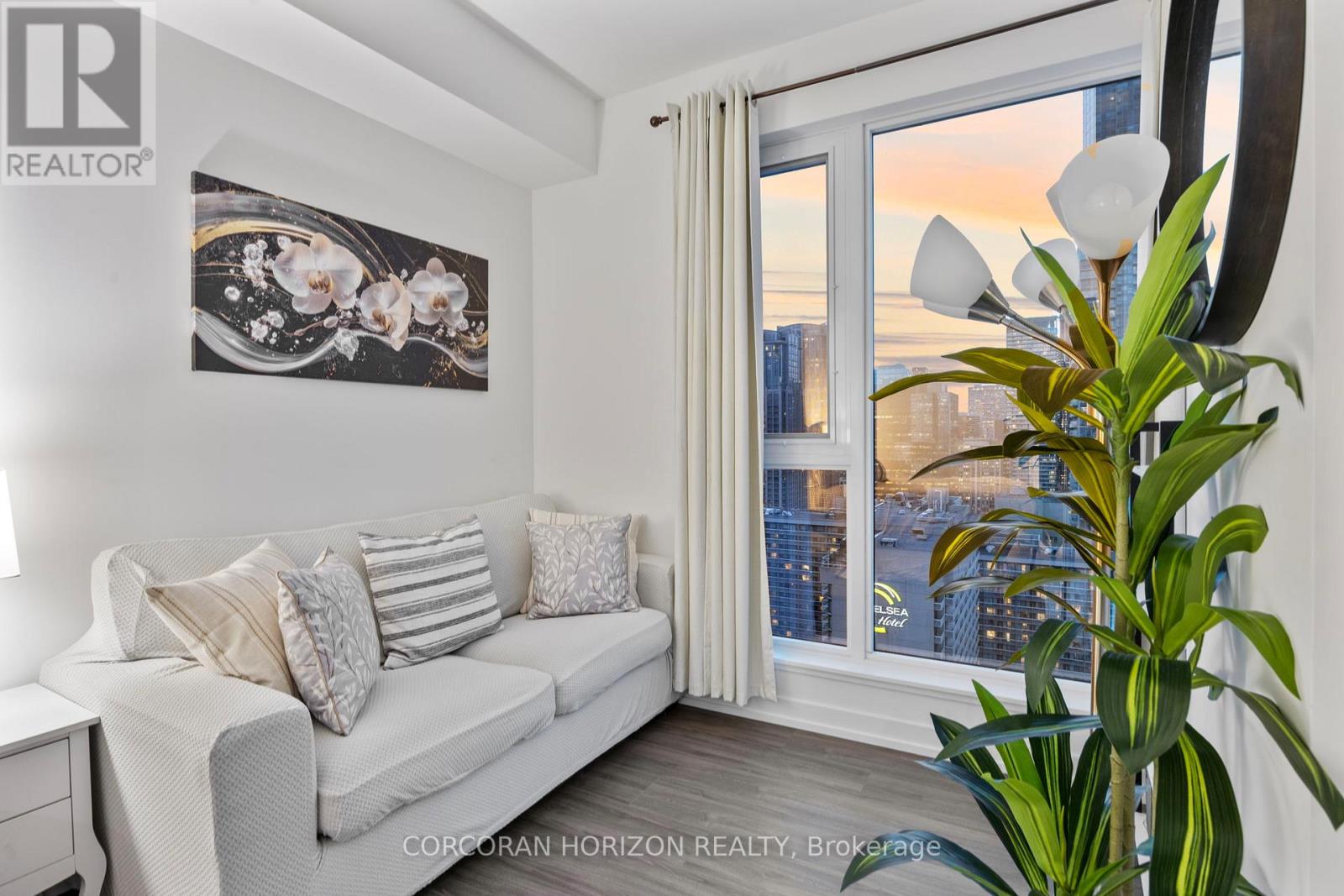 Ph1 - 20 Edward Street, Toronto, Ontario M5G 1C9 - Photo 4 - C12942198