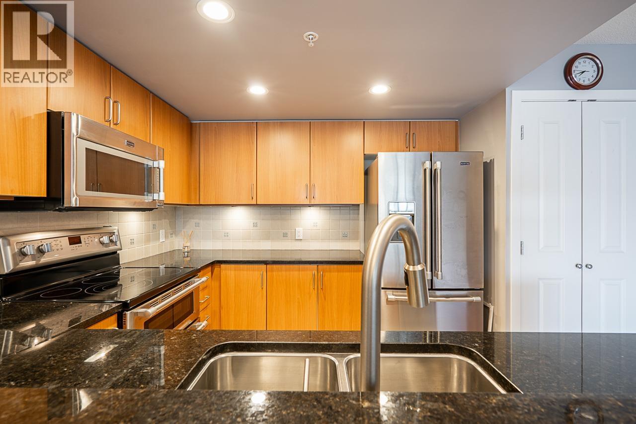 407 295 Guildford Way, Port Moody, British Columbia  V3H 5N3 - Photo 12 - R3105659