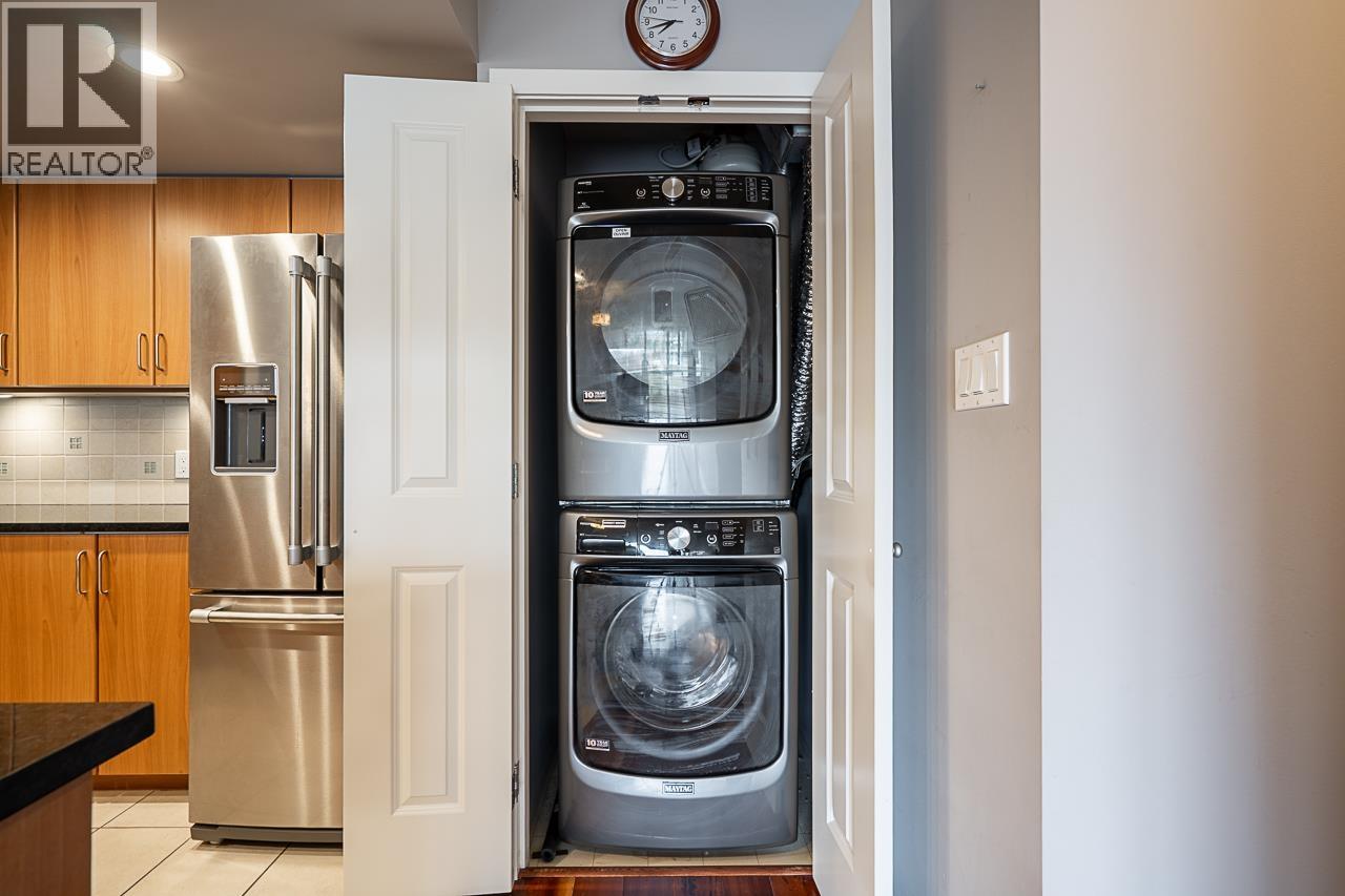 407 295 Guildford Way, Port Moody, British Columbia  V3H 5N3 - Photo 14 - R3105659