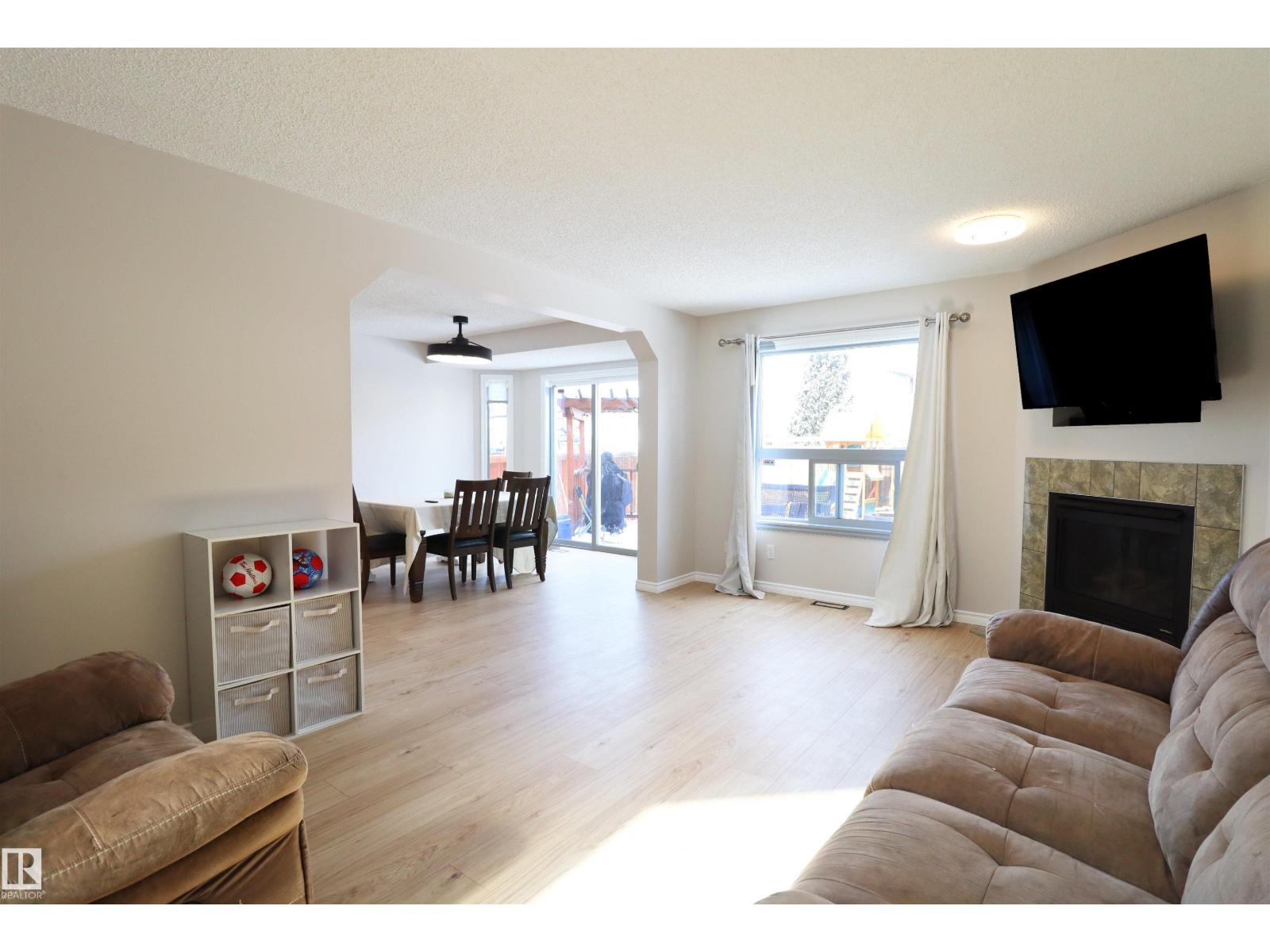 82 Leyland Wy, Spruce Grove, Alberta  T7X 4P2 - Photo 5 - E4479955