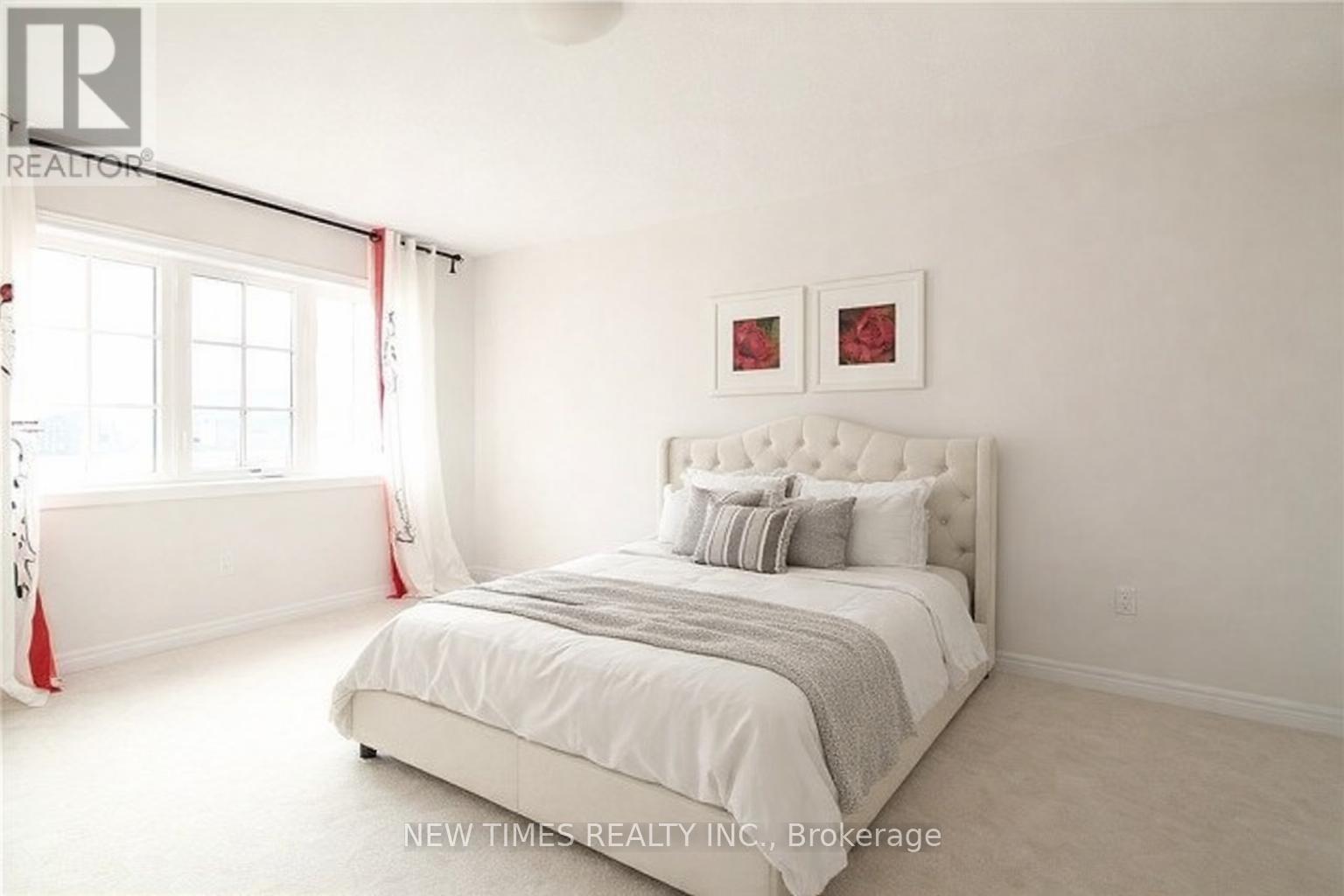 6 Coventry Court, Richmond Hill, Ontario  L4C 0X1 - Photo 2 - N12942190