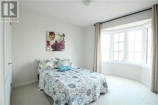 6 Coventry Court, Richmond Hill, Ontario  L4C 0X1 - Photo 4 - N12942190