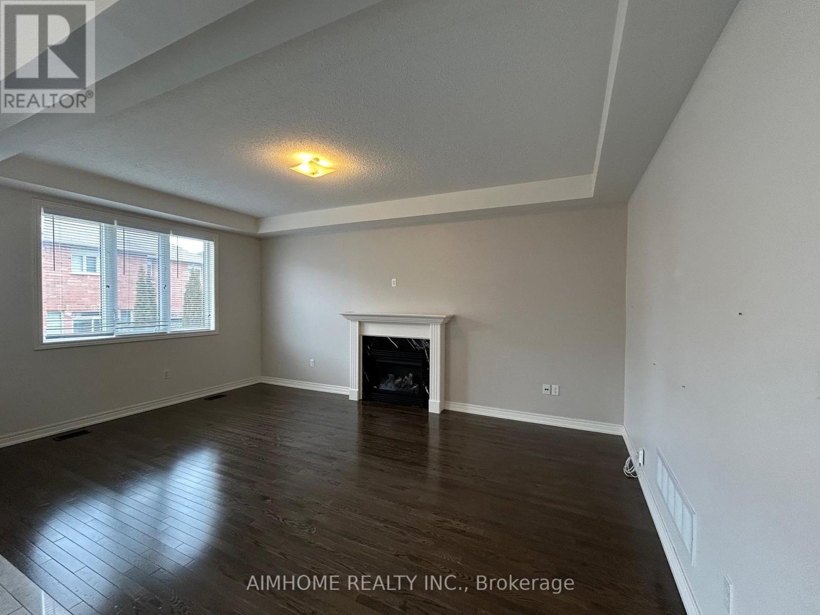 1202 Atkins Drive, Newmarket, Ontario  L3X 0A8 - Photo 10 - N12942210