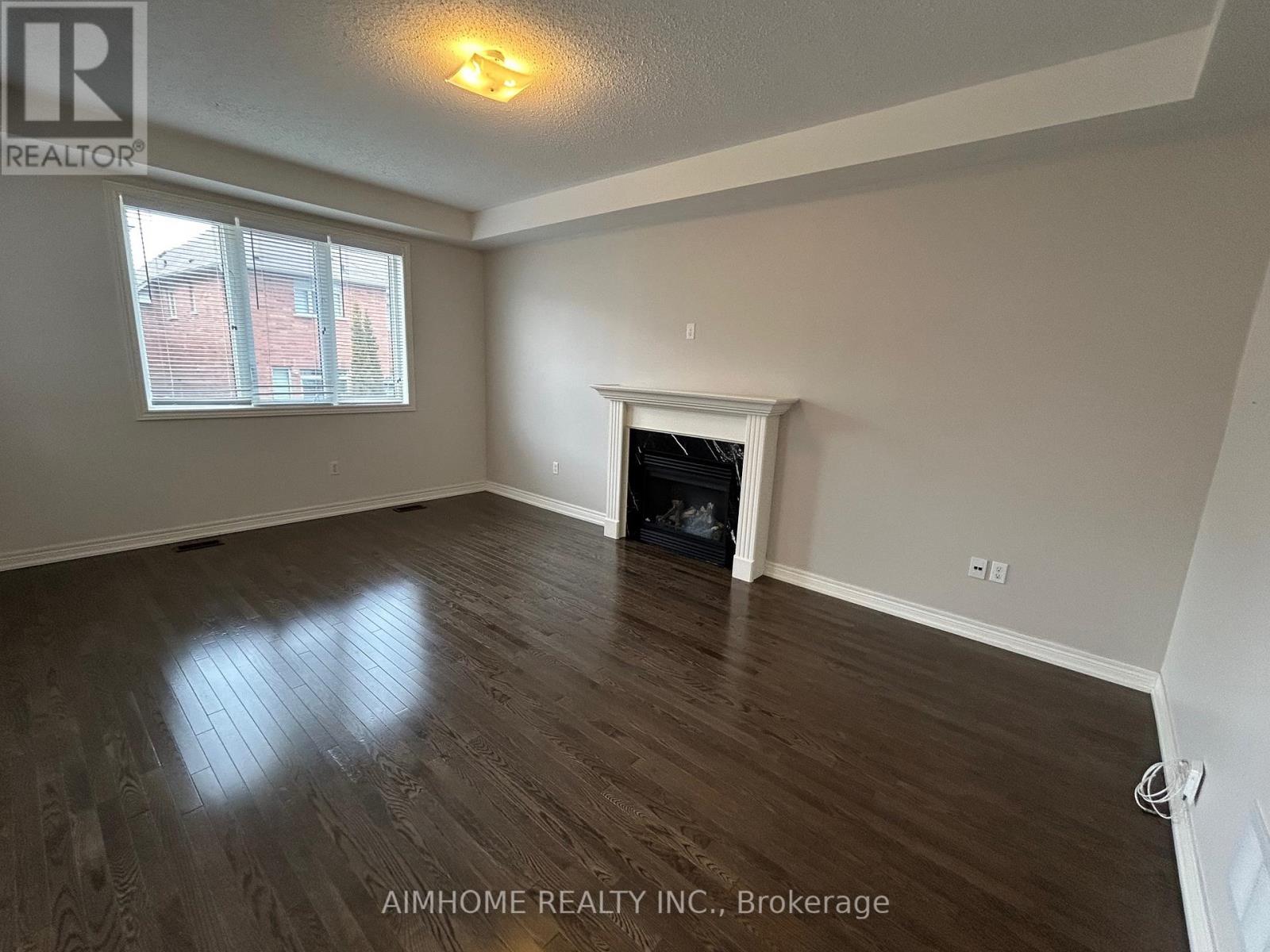 1202 Atkins Drive, Newmarket, Ontario  L3X 0A8 - Photo 12 - N12942210