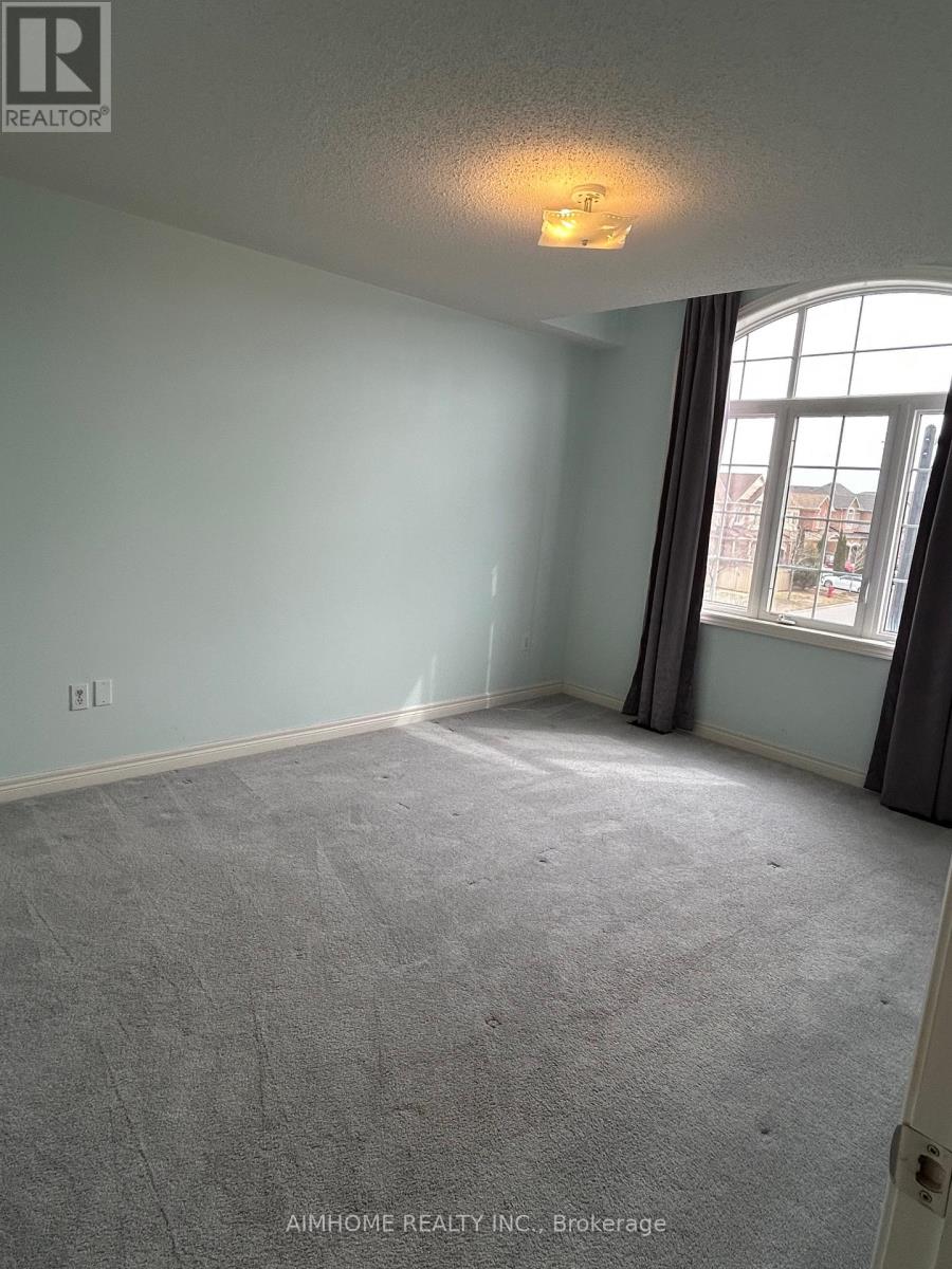 1202 Atkins Drive, Newmarket, Ontario  L3X 0A8 - Photo 19 - N12942210