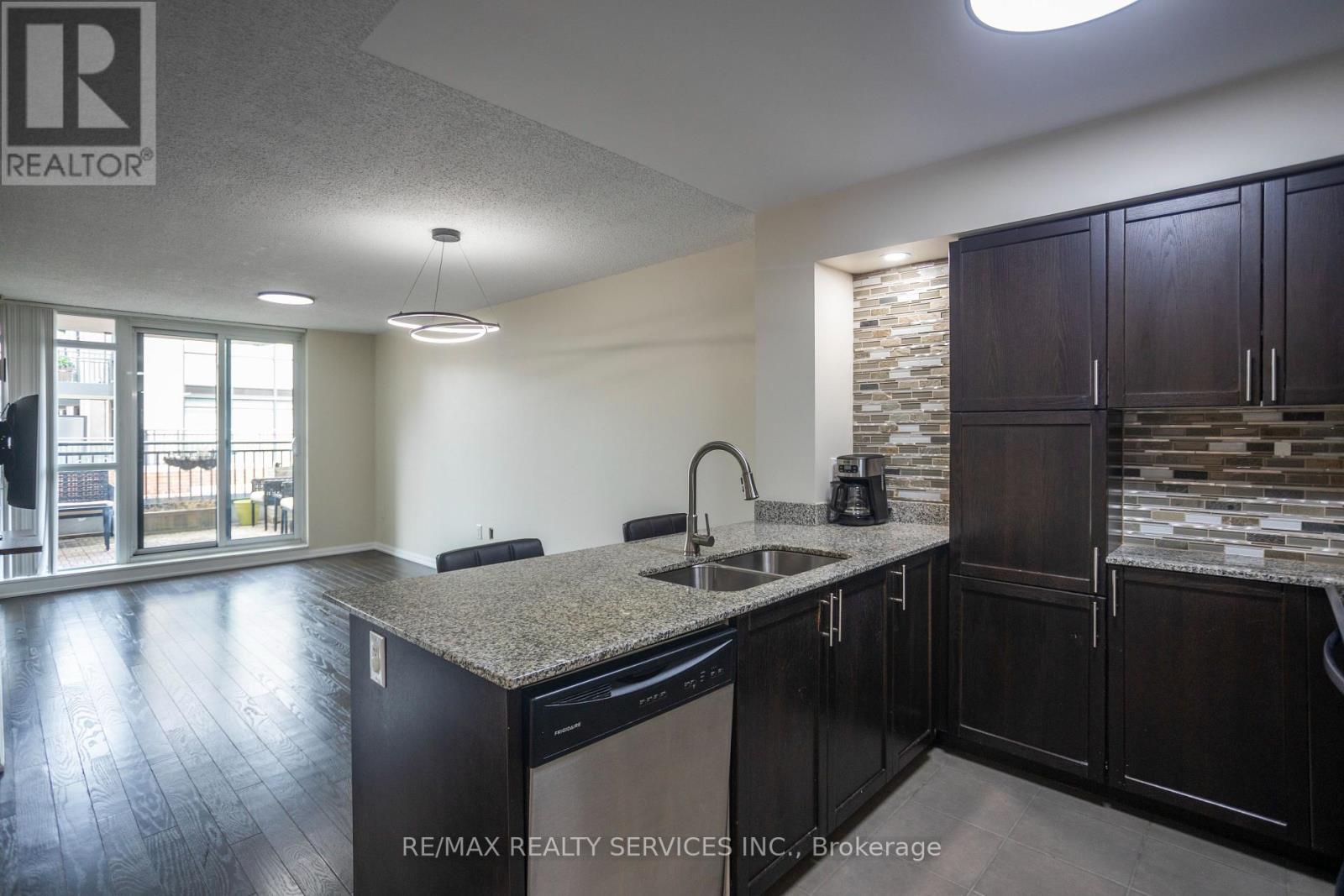 703 - 800 Lawrence Avenue W, Toronto, Ontario  M6A 0B1 - Photo 13 - W12941428