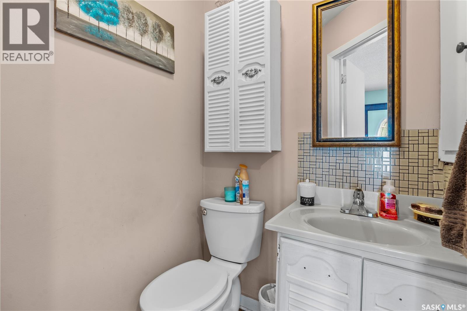 205 5th Avenue E, Gravelbourg, Saskatchewan  S0H 1X0 - Photo 19 - SK026311