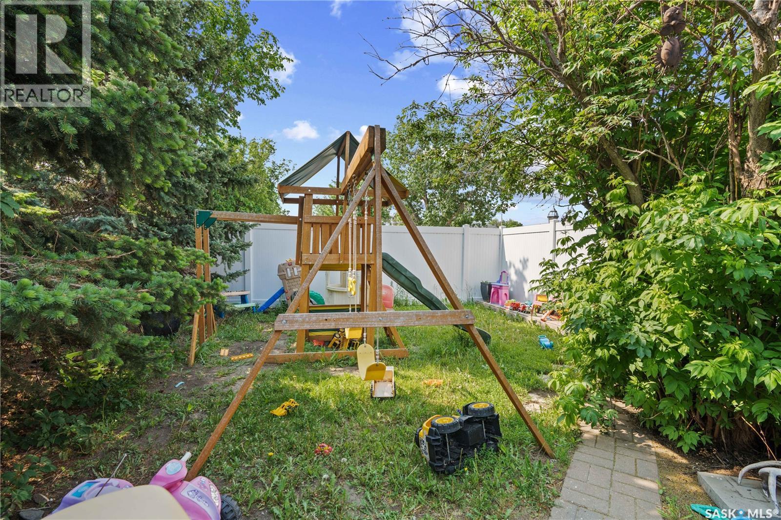 205 5th Avenue E, Gravelbourg, Saskatchewan  S0H 1X0 - Photo 56 - SK026311