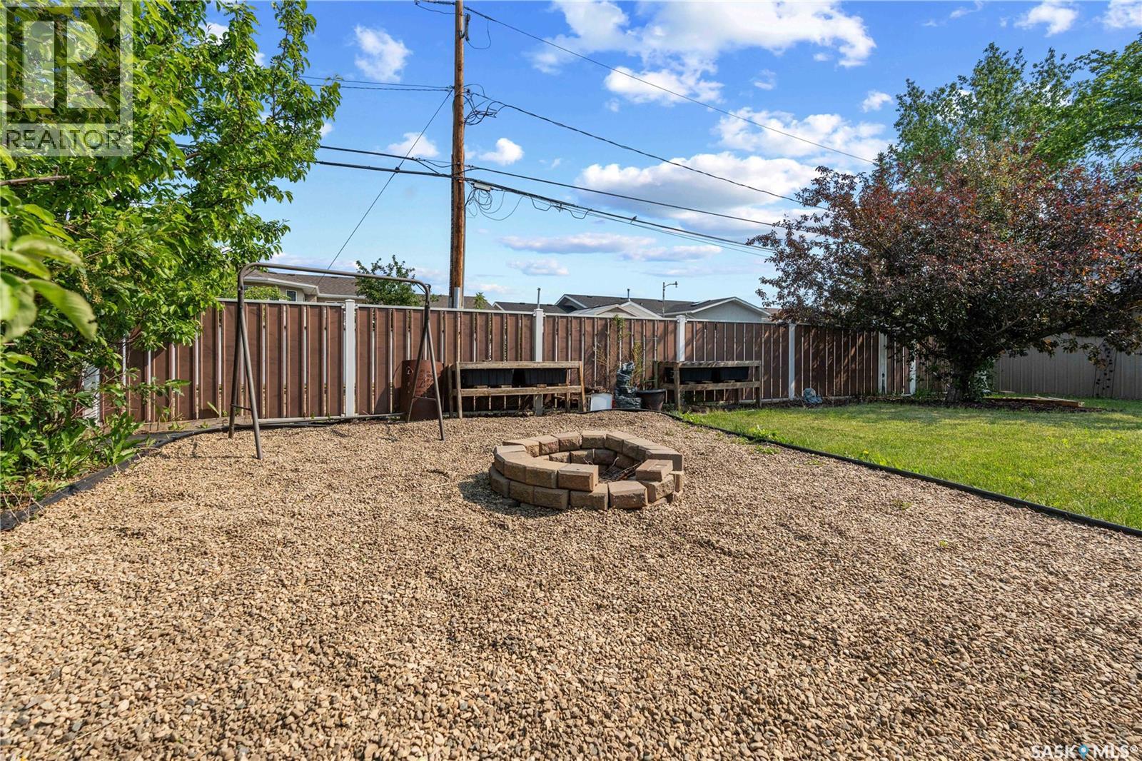 205 5th Avenue E, Gravelbourg, Saskatchewan  S0H 1X0 - Photo 50 - SK026311