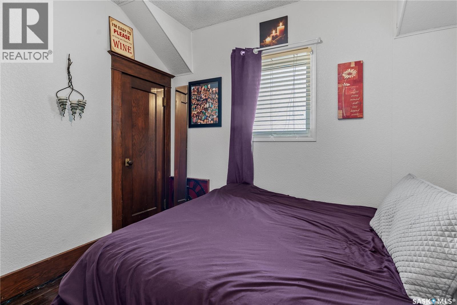 205 5th Avenue E, Gravelbourg, Saskatchewan  S0H 1X0 - Photo 28 - SK026311