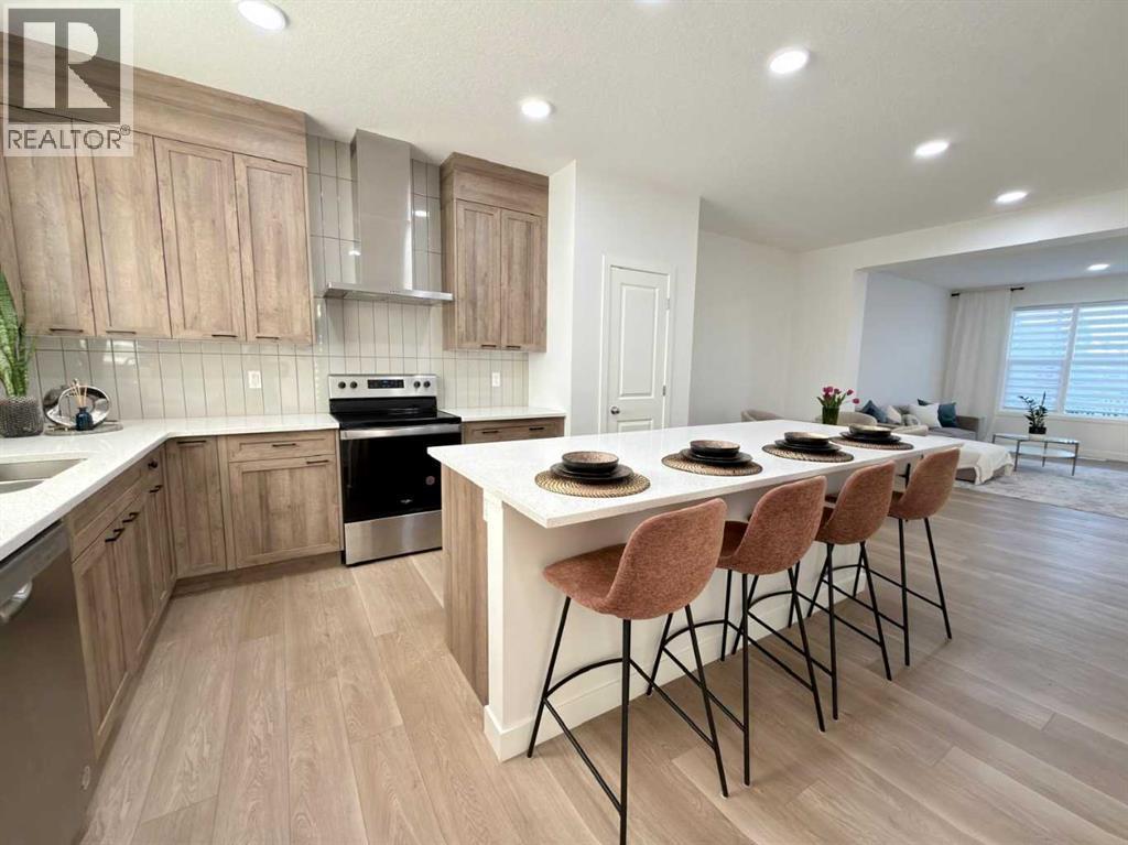 83 Legacy Passage SE, Calgary, Alberta  T2X 2H3 - Photo 4 - A2285896