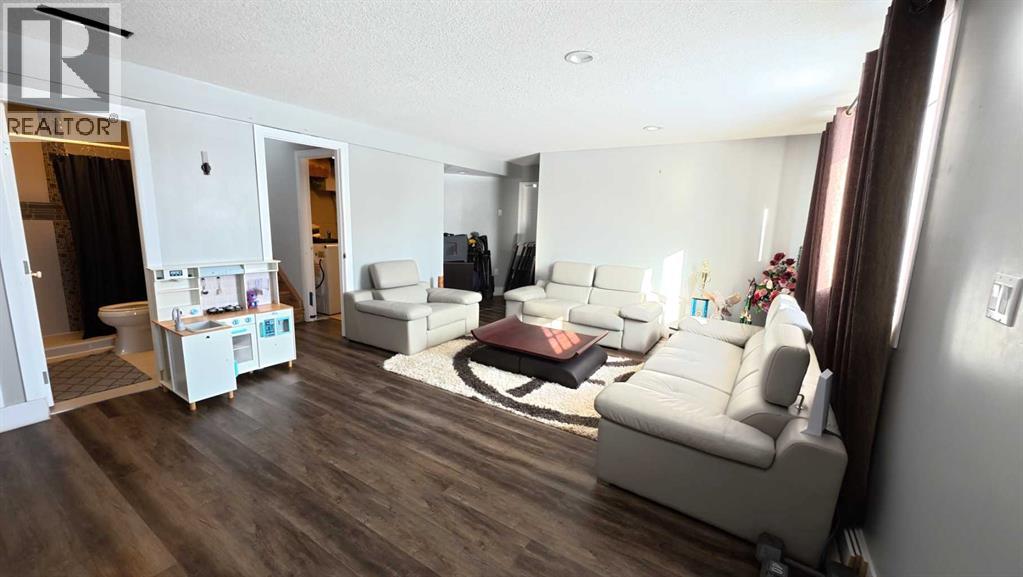 264049 Range Rd 41 Range, Cochrane, Alberta  T4C 2X5 - Photo 27 - A2293964