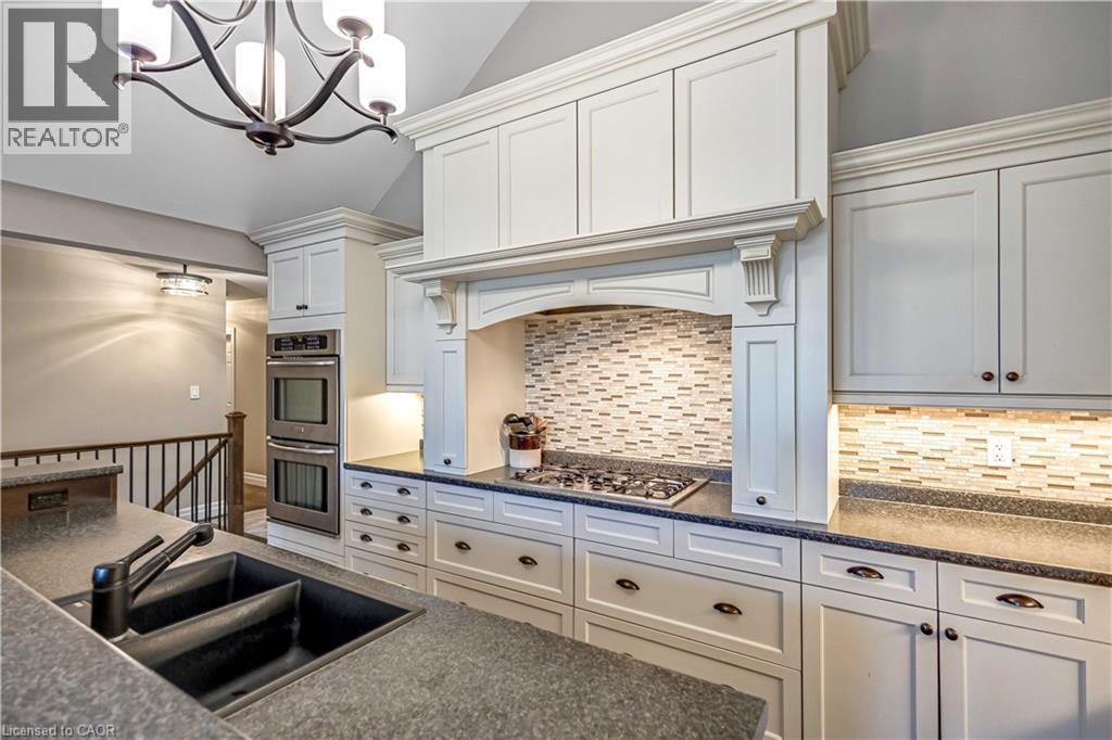 1898 Waterdown Road, Burlington, Ontario  L7P 0T2 - Photo 11 - 40815854