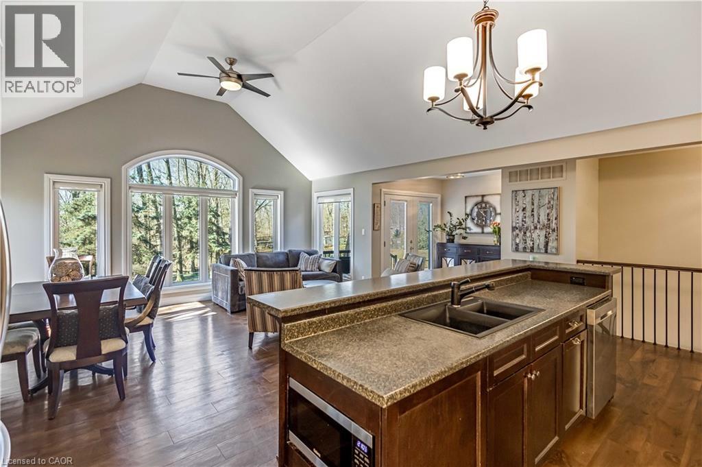 1898 Waterdown Road, Burlington, Ontario  L7P 0T2 - Photo 14 - 40815854