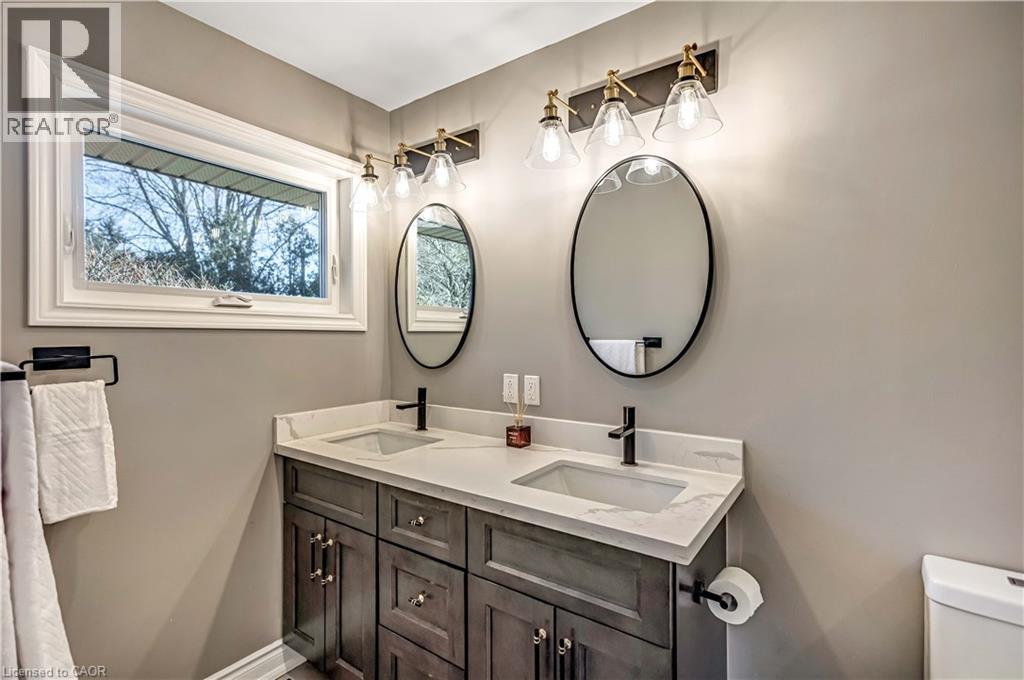 1898 Waterdown Road, Burlington, Ontario  L7P 0T2 - Photo 19 - 40815854