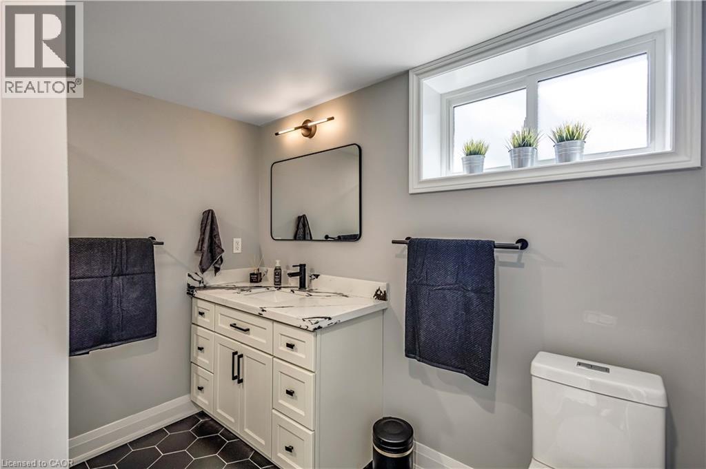 1898 Waterdown Road, Burlington, Ontario  L7P 0T2 - Photo 31 - 40815854