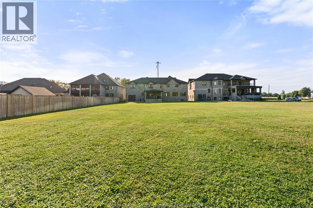 6990 Disputed, Lasalle, Ontario  N9H 0A4 - Photo 46 - 24021877