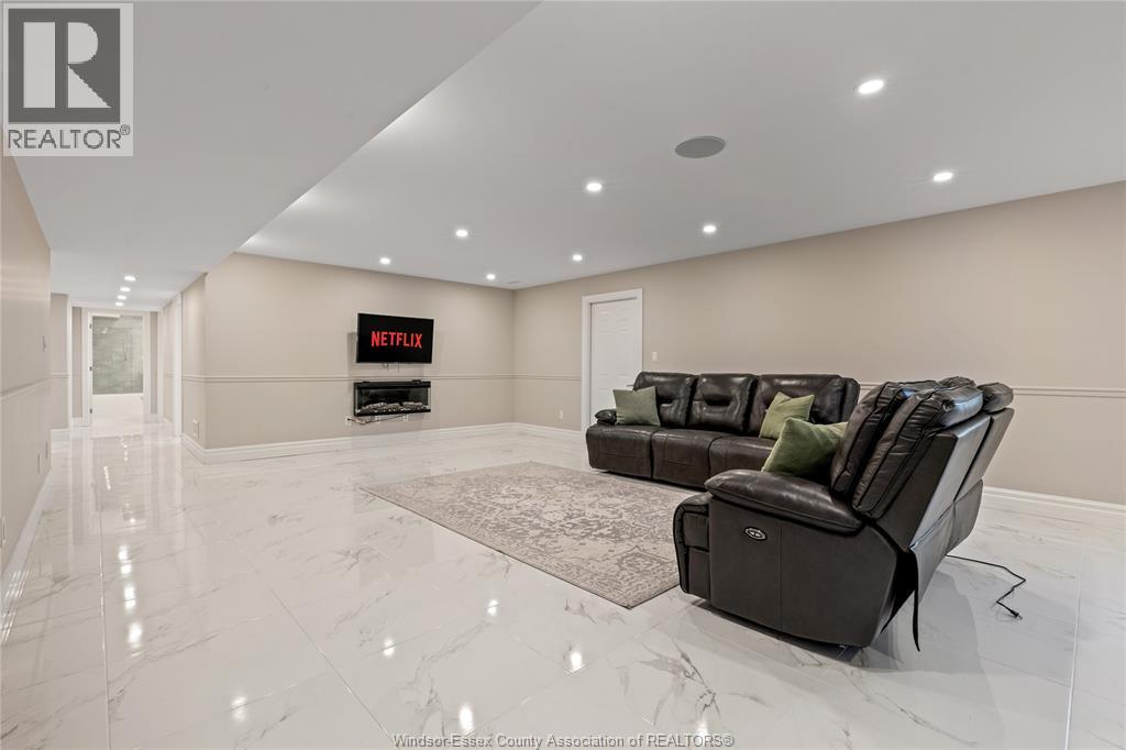 6990 Disputed, Lasalle, Ontario  N9H 0A4 - Photo 42 - 24021877