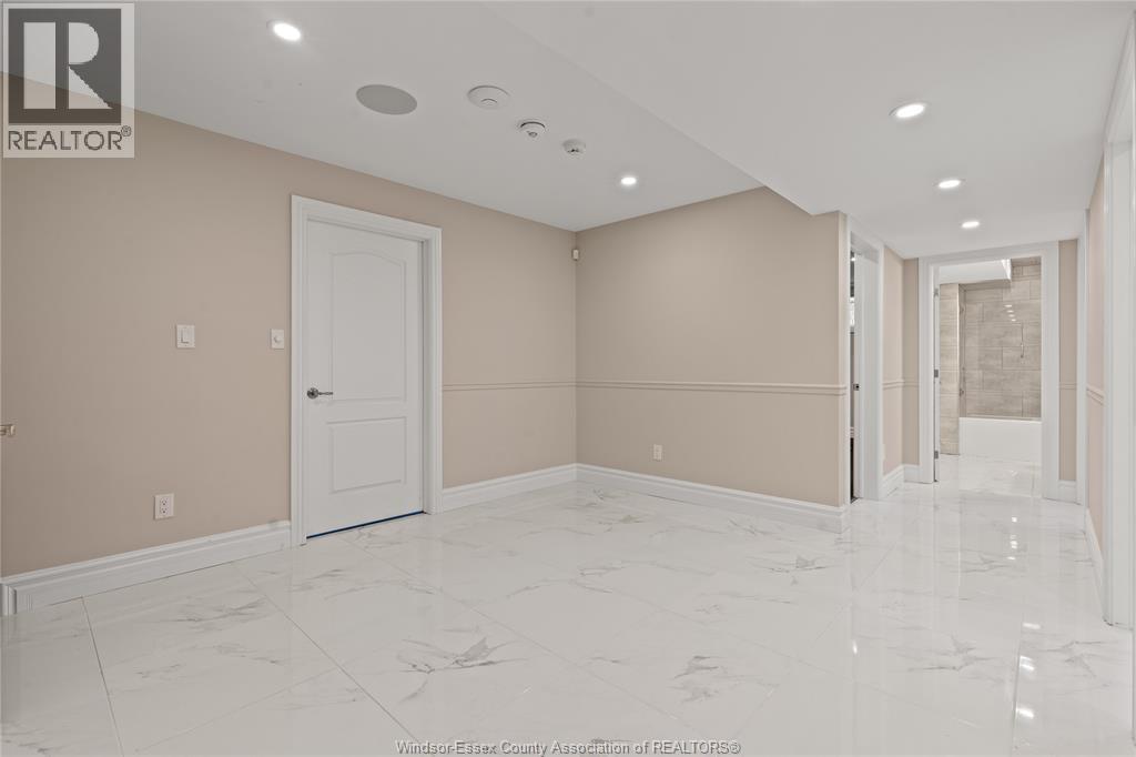 6990 Disputed, Lasalle, Ontario  N9H 0A4 - Photo 41 - 24021877