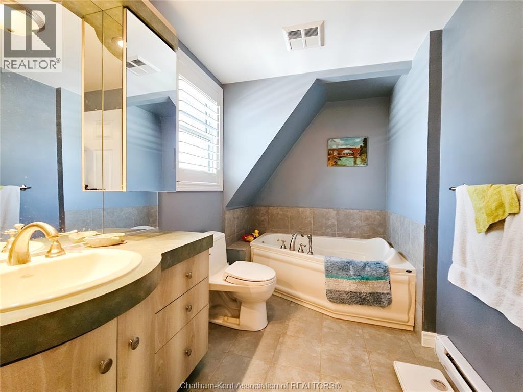 395 Towanda Boulevard, Erieau, Ontario  N0P 1A0 - Photo 45 - 25008186