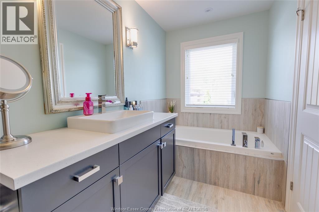 130 Lakewood Drive, Amherstburg, Ontario  N9V 2Y8 - Photo 20 - 25020755