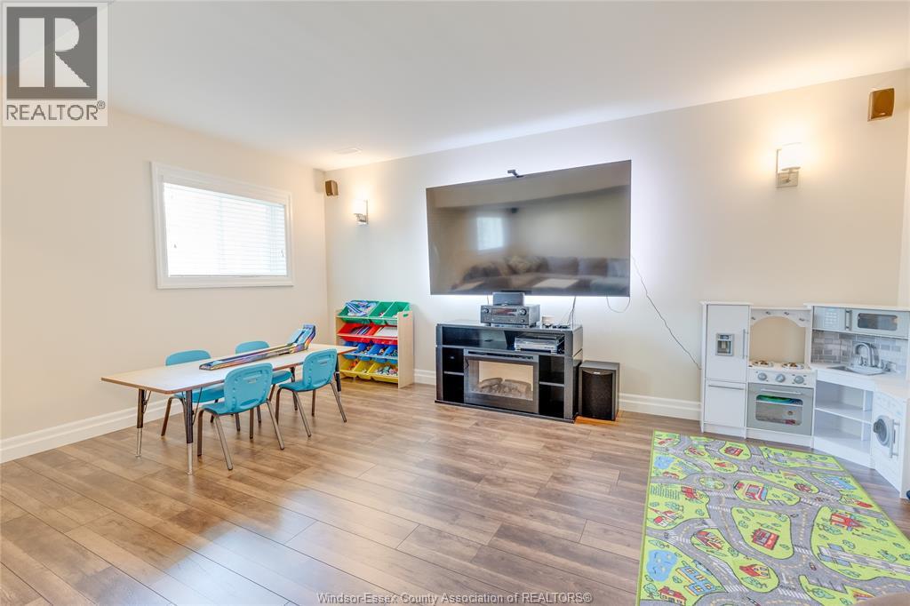 130 Lakewood Drive, Amherstburg, Ontario  N9V 2Y8 - Photo 28 - 25020755